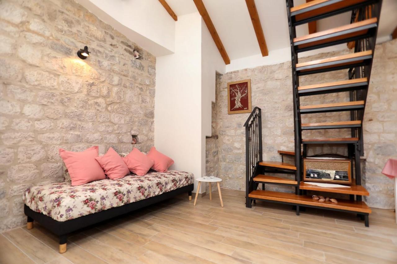 Apartma Mihaella